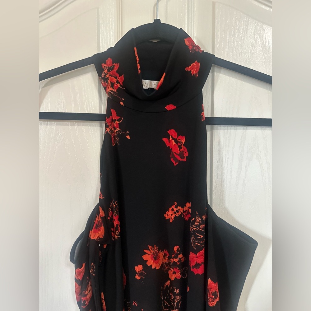 Women’s WAYF Twin Flame Long Sleeve Cold Shoulder Red Black Dress. Size S. - Picture 4 of 8